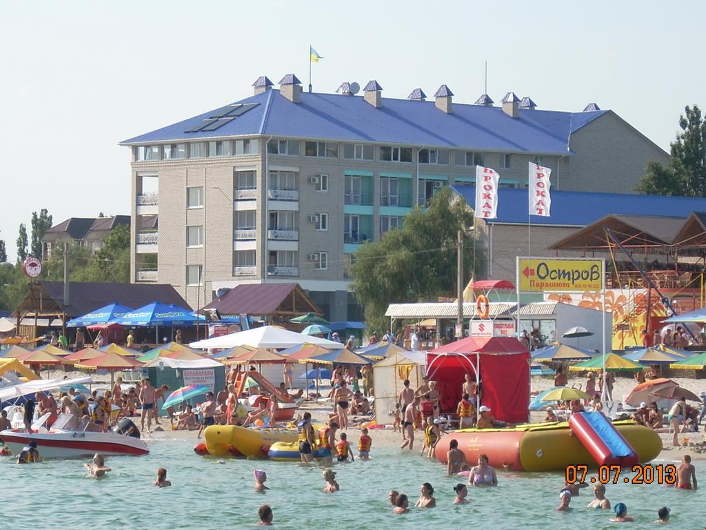 Dolce Vita Resort Hotel ザイリズニー・ポート エクステリア 写真