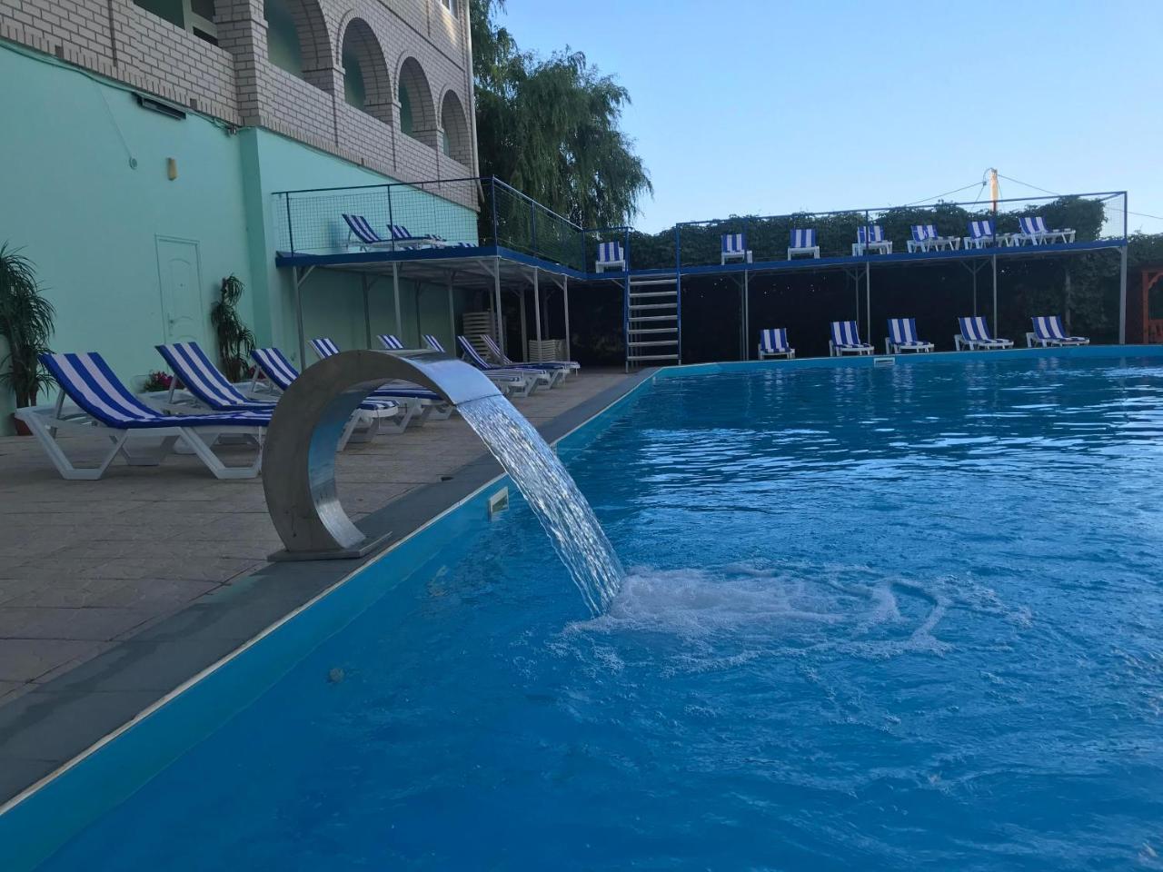 Dolce Vita Resort Hotel ザイリズニー・ポート エクステリア 写真